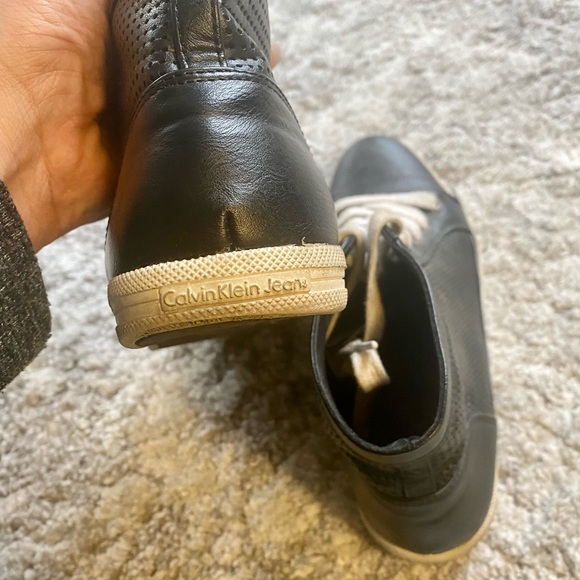 DONATED / Calvin Klein Jeans black Hi-Top sneakers sz 8.5 - Picture 9 of 12